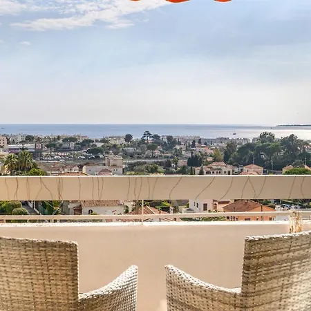 Apartament Bright With Balcony And Sea View *